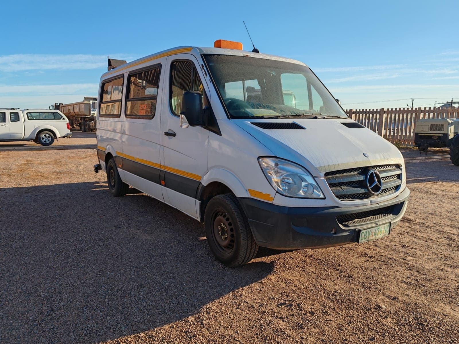Mercedes-Benz Sprinter Bus