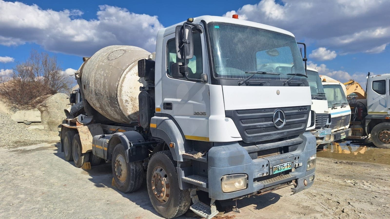 Mercedes-Benz 3535 Axor Cement Mixer Truck ( 8m3 ) Newta 2026-0011