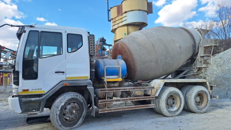 Tata Novus 3439 Cement Mixer Truck ( 6m3)